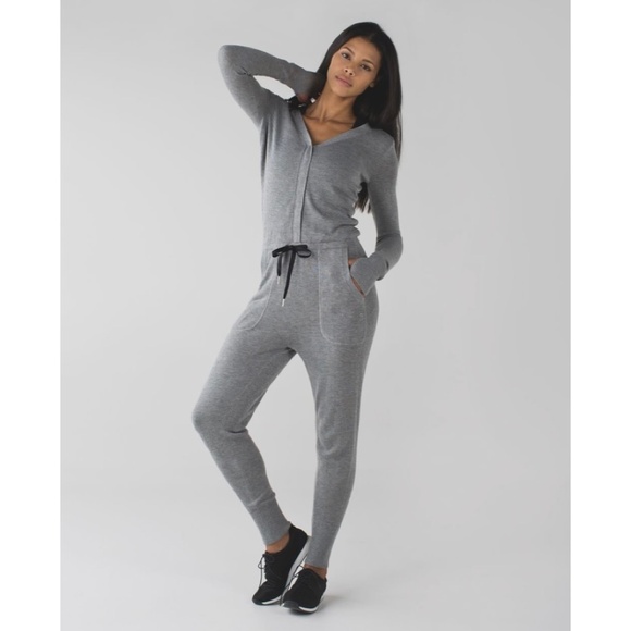 lululemon athletica Pants - LULULEMON Bundle Up Ur Bundas Onsesie Jumpsuit Heathered Medium Gray Size 4